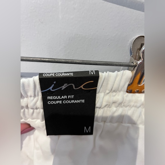 NWT INC. White joggers size Medium - Picture 7 of 8